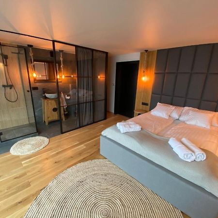 Rewa Cztery Pory Roku Villa Екстериор снимка
